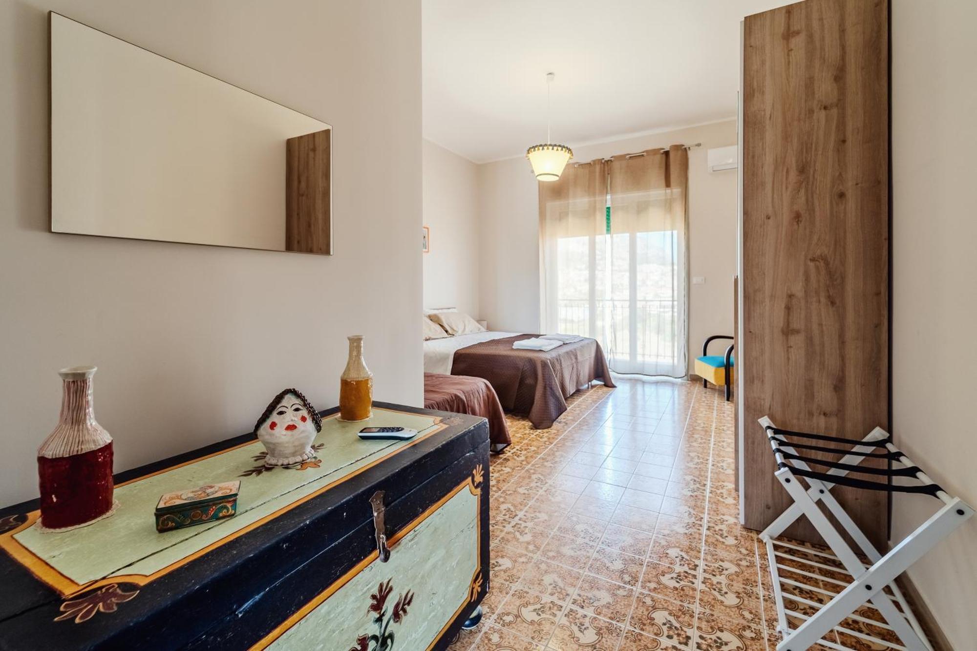 Casa Vacanze Solemare Шака Екстериор снимка