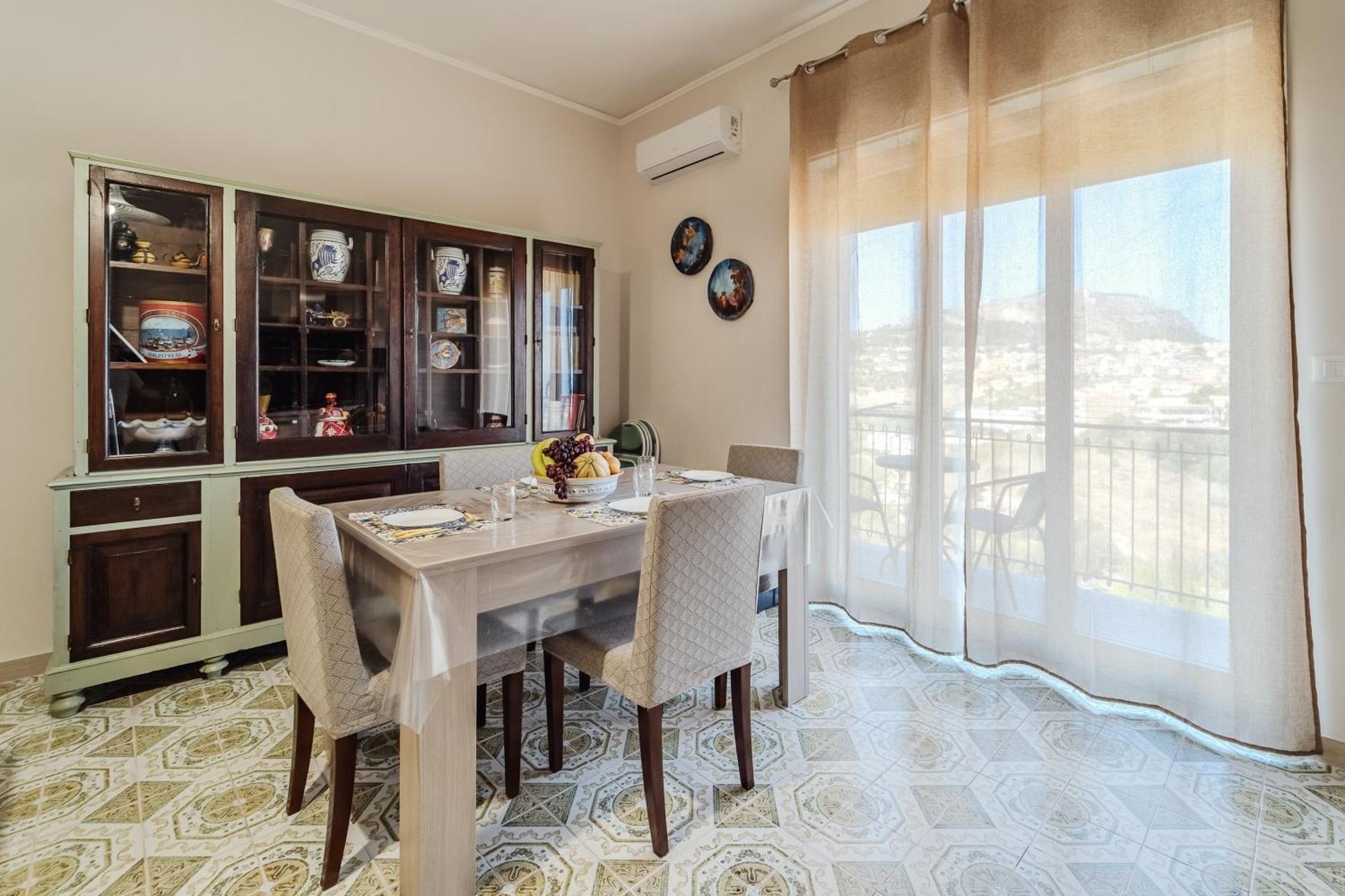 Casa Vacanze Solemare Шака Екстериор снимка