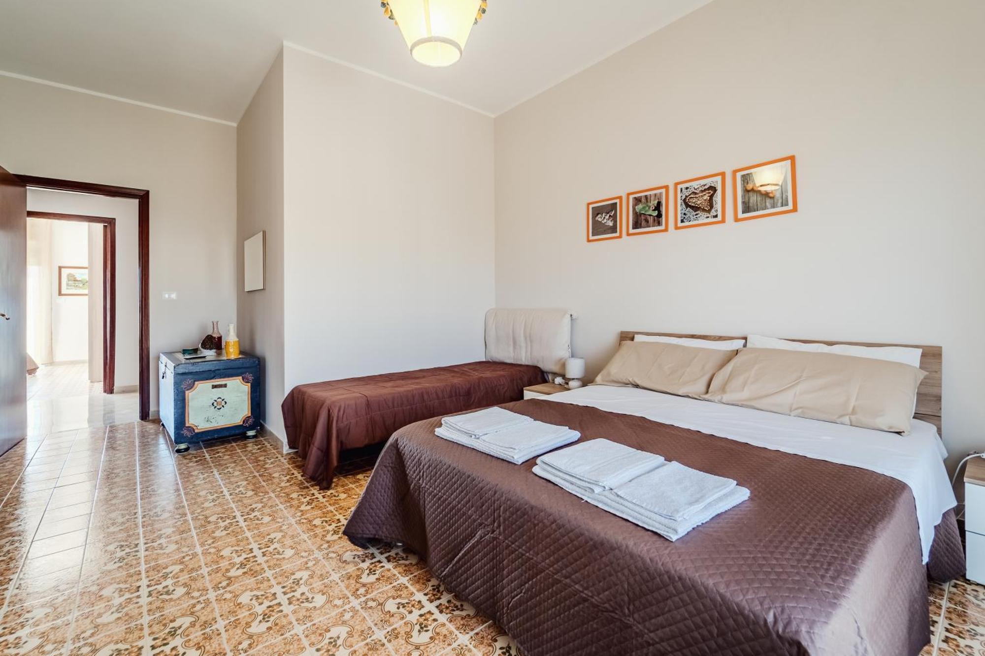 Casa Vacanze Solemare Шака Екстериор снимка